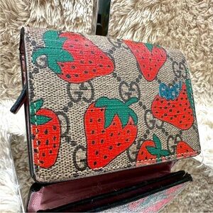 Gucci Strawberry Print Women's Bag - Brown and Red